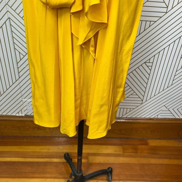 Tome Bow Tie Front Midi Silk Skirt in Marigold Yellow Size US Large - Picture 5 of 12